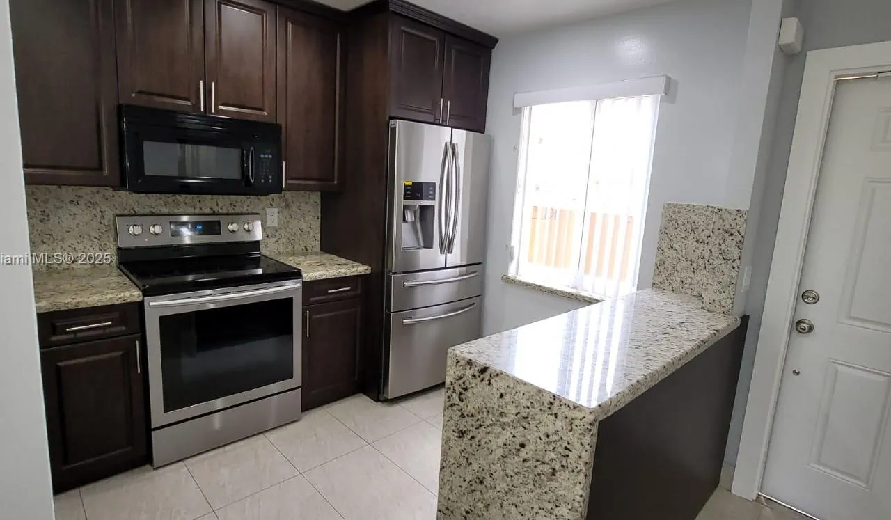 10991 NW 30th Pl # 10991, Sunrise FL 33322