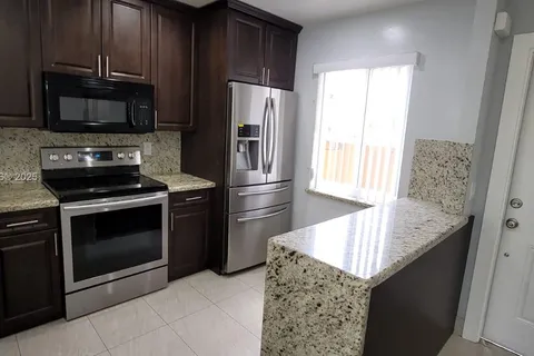10991 NW 30th Pl # 10991, Sunrise FL 33322
