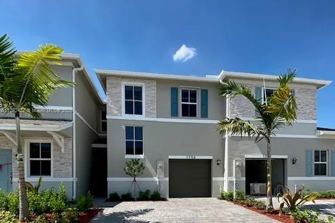 1756 SE 7th Ter, Homestead FL 33034
