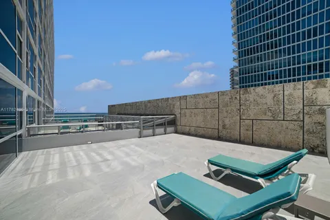 6801 Collins Ave # 604, Miami Beach FL 33141