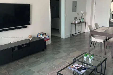 951 Brickell Ave # 1009, Miami FL 33131