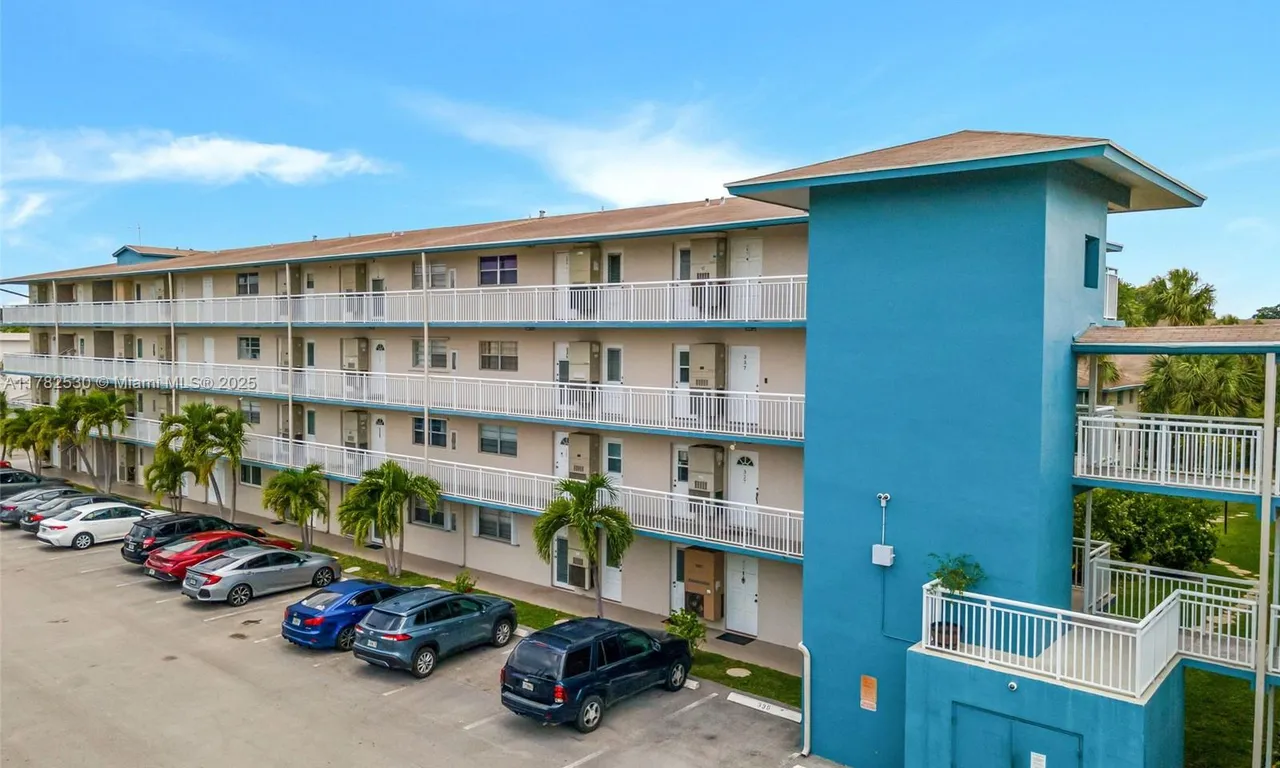 5800 Margate Blvd # 3, Margate FL 33063