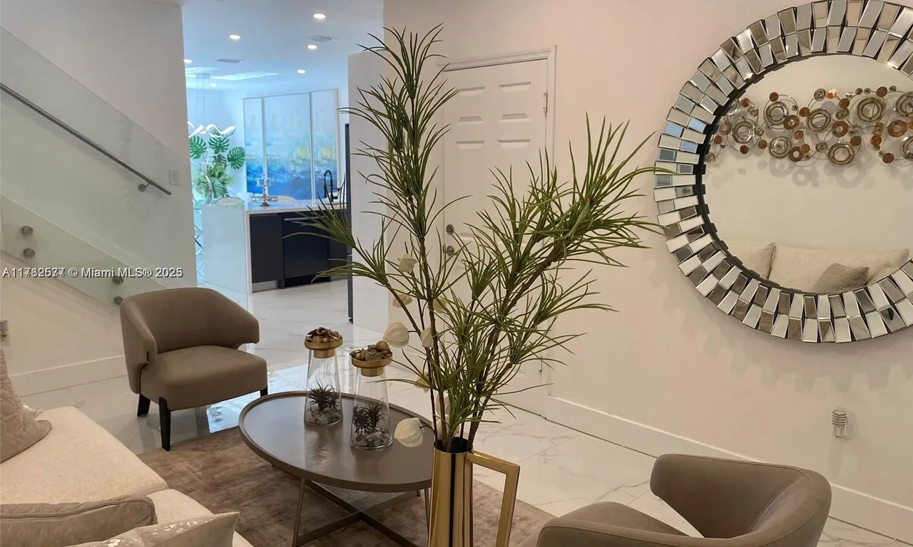 8779 NW 98th Ave # 8779, Doral FL 33178