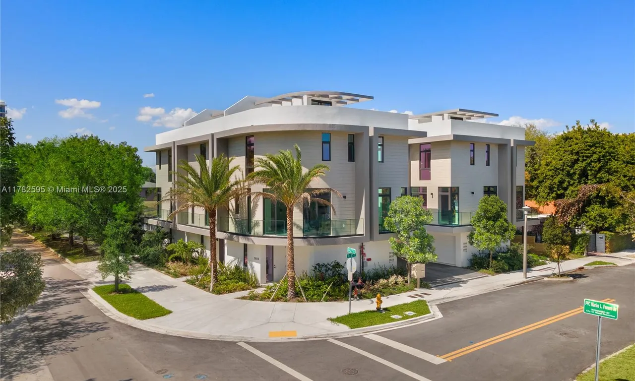 2501 SW 27 ST # 6, Miami FL 33133