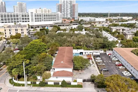 6805 SW 88th St # 15, Pinecrest FL 33156