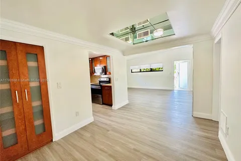 3751 NE 170th St # 2, North Miami Beach FL 33160