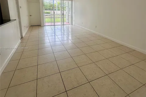 4733 NW 97th Ct # 45, Doral FL 33178