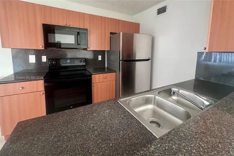 4733 NW 97th Ct # 45, Doral FL 33178