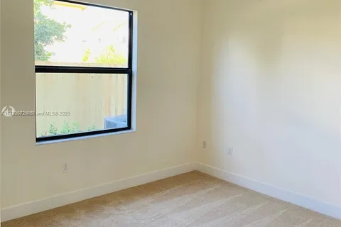 7805 NW 104th Ave # 2, Doral FL 33178