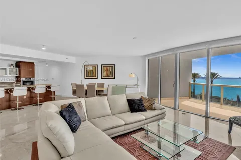 17201 Collins Ave # 704, Sunny Isles Beach FL 33160