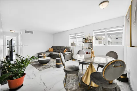 1340 Lincoln Rd # 608, Miami Beach FL 33139