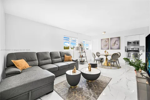 1340 Lincoln Rd # 608, Miami Beach FL 33139