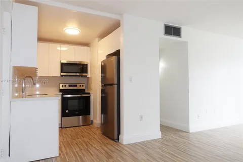 495 NW 72nd Ave # 306, Miami FL 33126