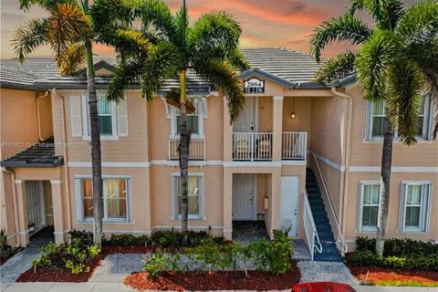2884 SE 2nd Dr # 7, Homestead FL 33033