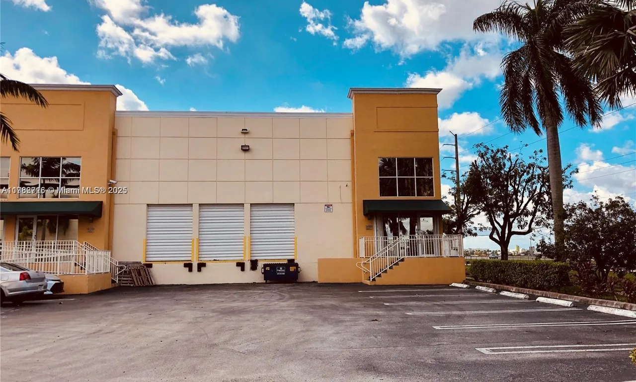 3560 NW 115th Ave # 3560, Doral FL 33178