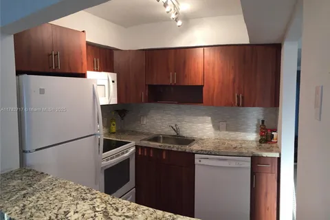 165 Ellesmere  C # 165, Deerfield Beach FL 33442