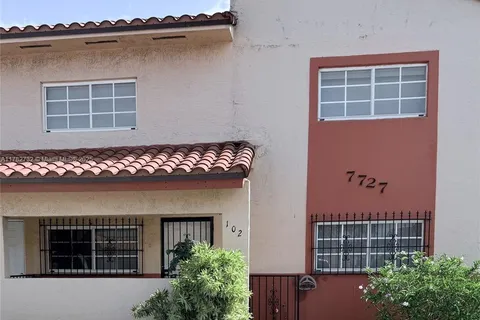 7727 W 29th Ln # 39, Hialeah FL 33018