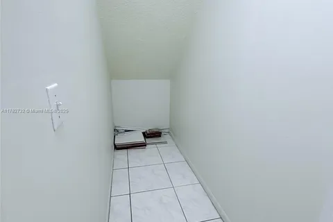 7727 W 29th Ln # 39, Hialeah FL 33018