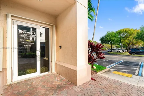 1911 NW 150th Ave # A6, Pembroke Pines FL 33028