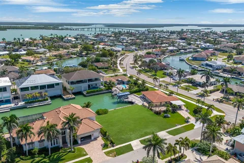 1211 Butterfly, Marco Island FL 34145