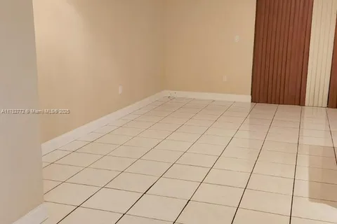 412 NW 108th Ter, Pembroke Pines FL 33026