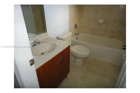 621 SW 10th St, Florida City FL 33034