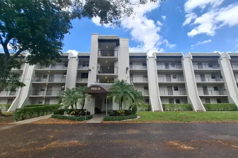 9430 Poinciana Pl # 109, Davie FL 33324