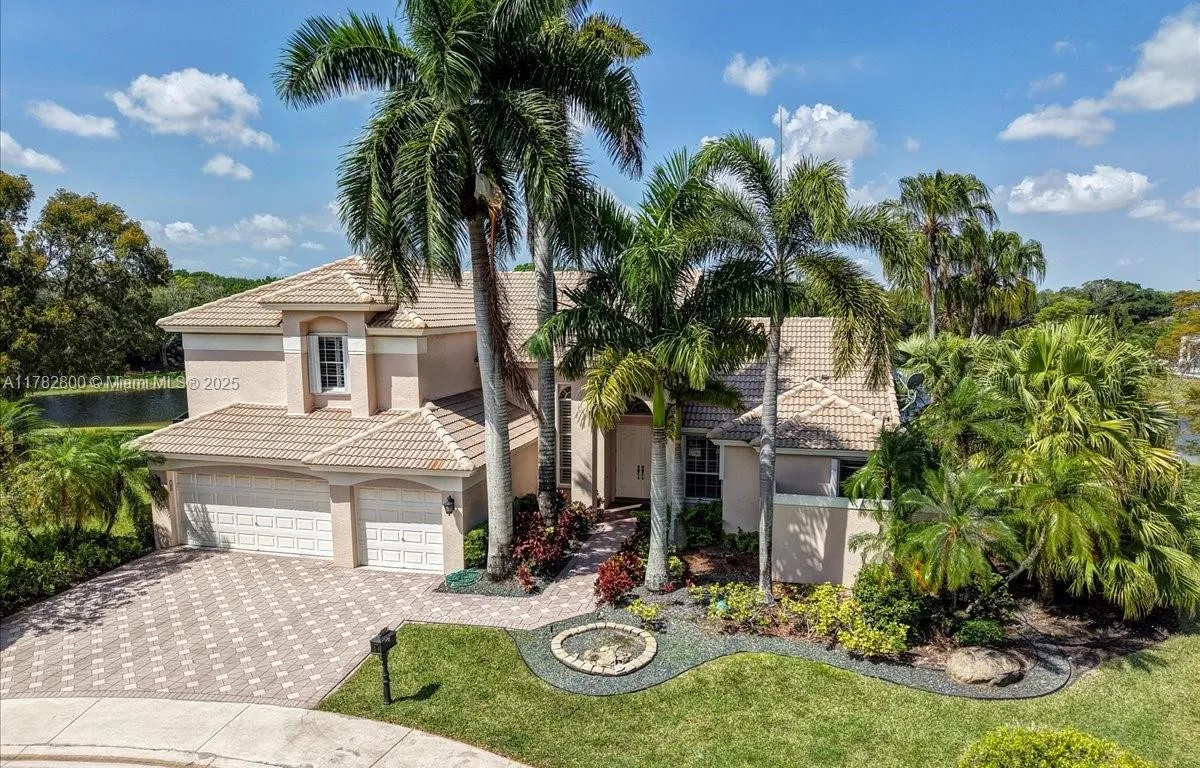 3279 Huntington # 3279, Weston FL 33332