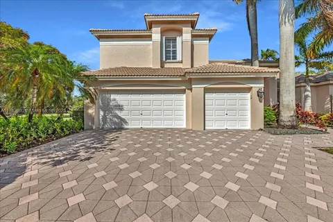 3279 Huntington # 3279, Weston FL 33332