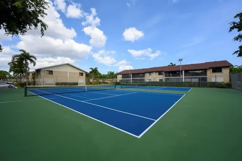 100 SE 7th St # 7, Deerfield Beach FL 33441