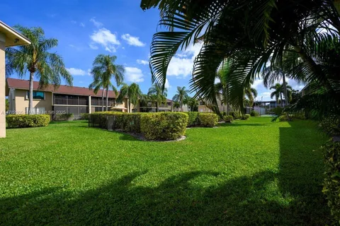 100 SE 7th St # 7, Deerfield Beach FL 33441