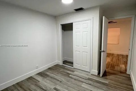 904 SW 10th St # 3, Hallandale Beach FL 33009