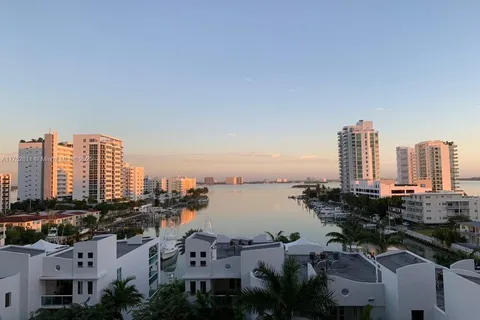 7900 HARBOR ISLAND DR # 702, North Bay Village FL 33141