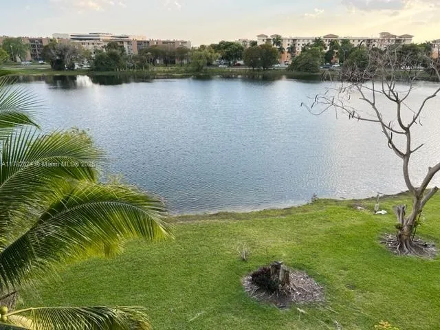 9357 N Fontainebleau Blvd # 403, Miami FL 33172