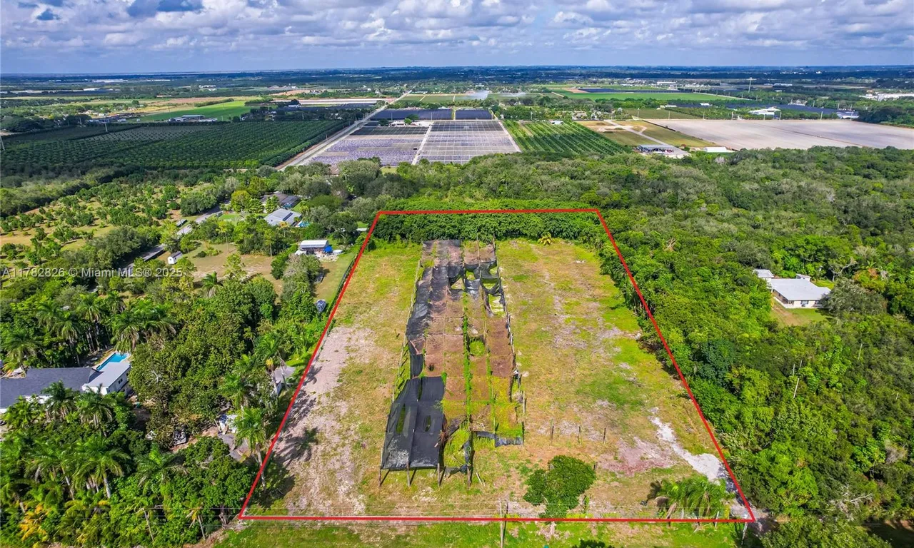 304XX sw 202nd ave, Homestead FL 33030