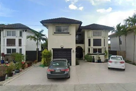 16711 SW 140th Ave, Miami FL 33177