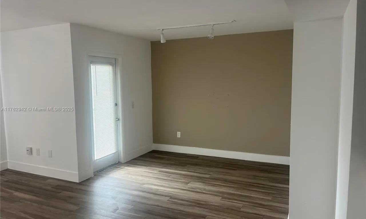 4361 W Mcnab Rd # 11, Pompano Beach FL 33069