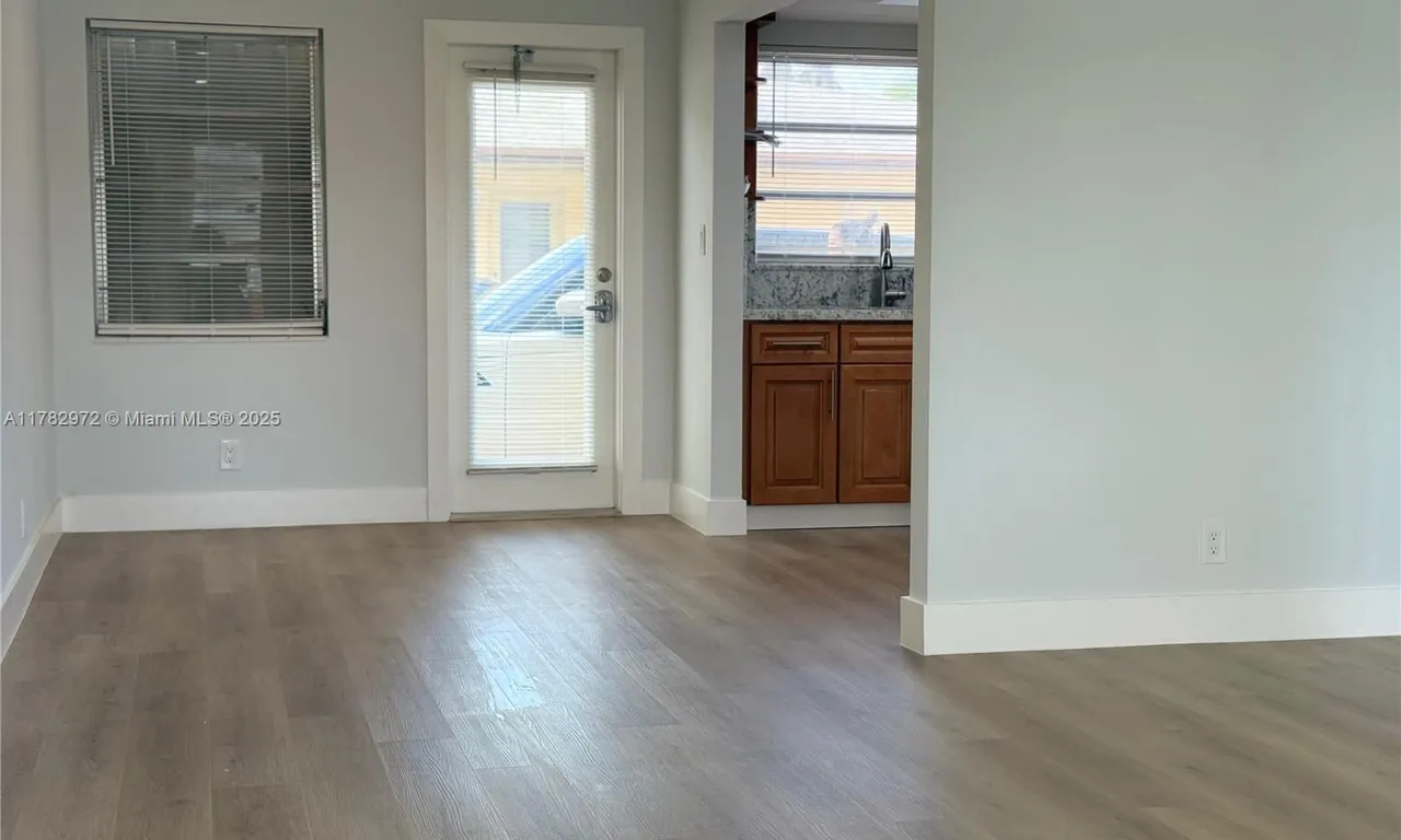 3525 Polk St # 5, Hollywood FL 33021