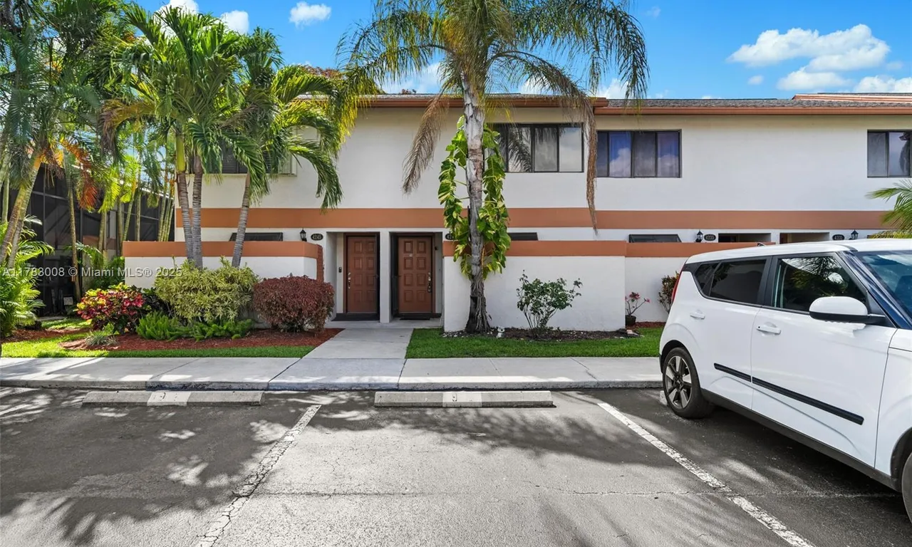 4241 SW 71st Way # 4241, Davie FL 33314