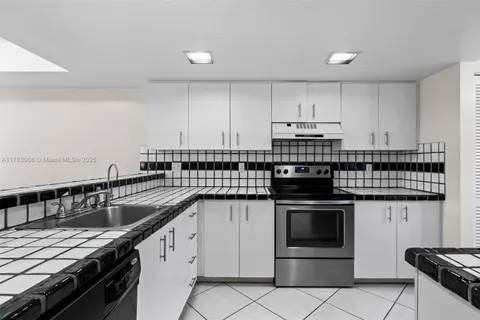 4241 SW 71st Way # 4241, Davie FL 33314
