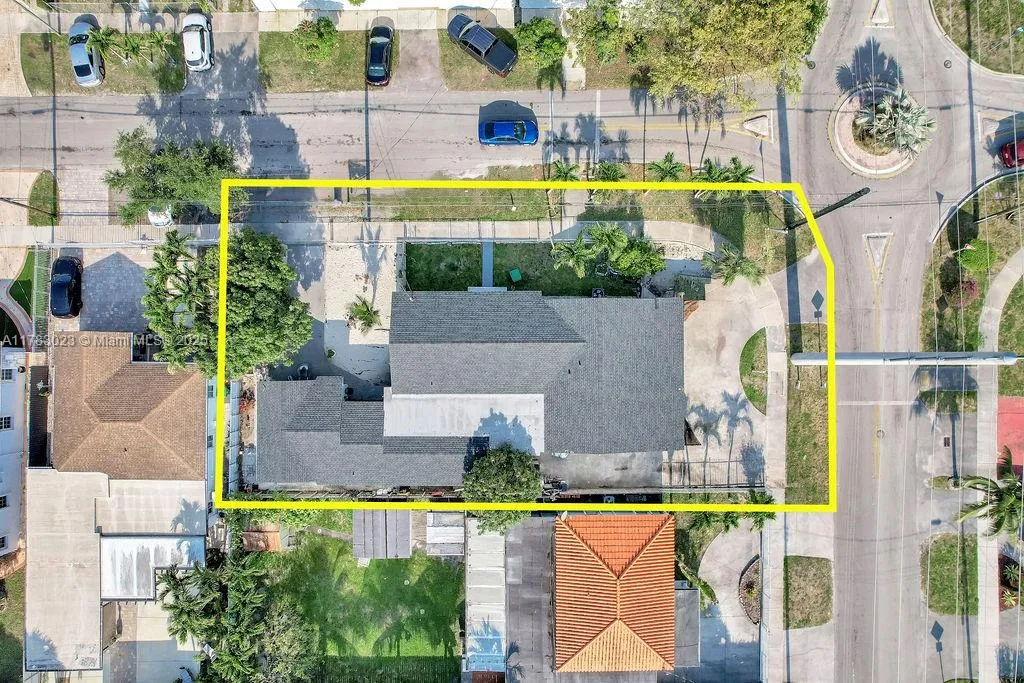 6501 SW 4th St, Miami FL 33144