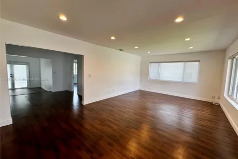 234 Washington Dr, Coral Gables FL 33133