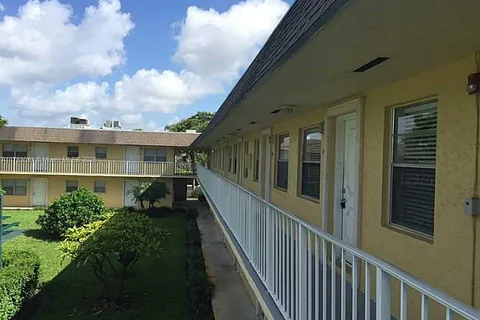 5174 NE 6th Ave # 531, Oakland Park FL 33334