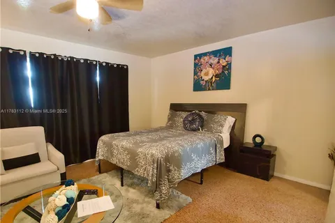 1934 Madison St # 4, Hollywood FL 33020