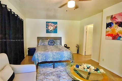 1934 Madison St # 4, Hollywood FL 33020