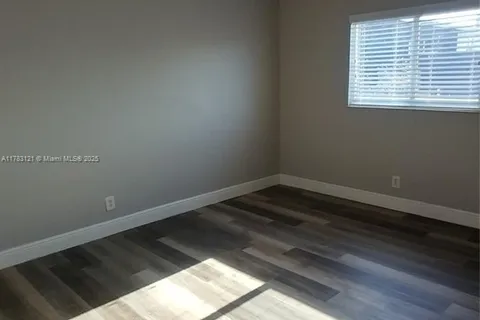 711 NE 2nd Ave # 204, Fort Lauderdale FL 33304