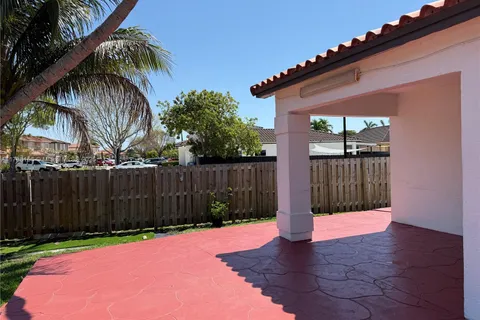 19851 NW 82nd Ct # 19851, Hialeah FL 33015