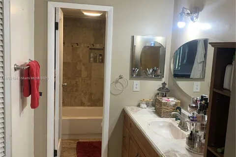 6001 N Falls Cir Dr # 101, Lauderhill FL 33319