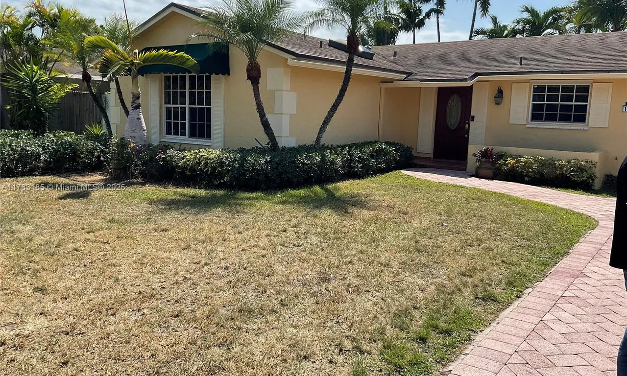 13220 SW 86th Ln # 13220, Miami FL 33183