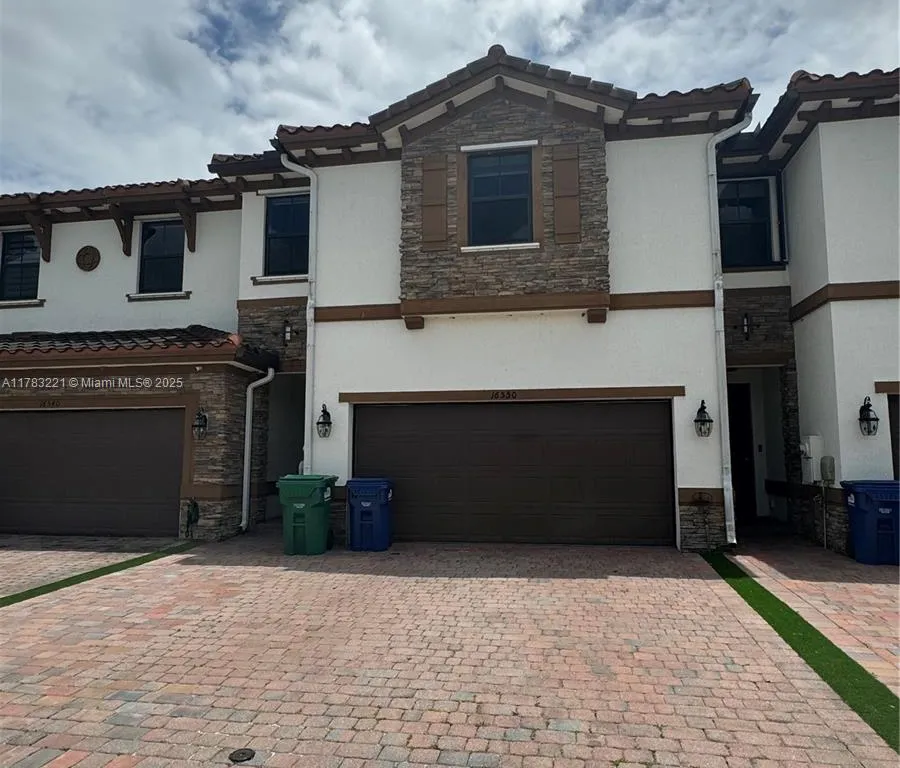 16550 SW 42nd Ter # 16550, Miami FL 33185